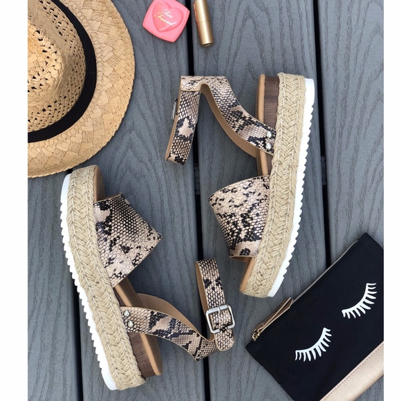 HELLO SPRING Comfy Espadrilles - SNAKE PRINT - Picture 3 of 8